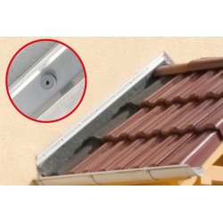 Anwendungsbild Isolierplattenschraube IPS-H 55: Wandanschlussprofil am Vordach